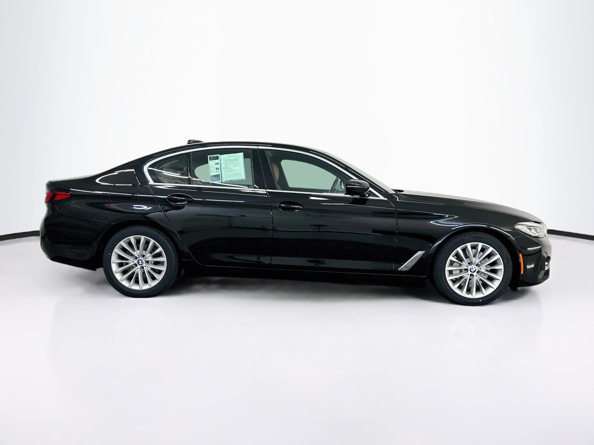 Used 2023 BMW 530i xDrive w/ Convenience Package AWD/4WD image 10
