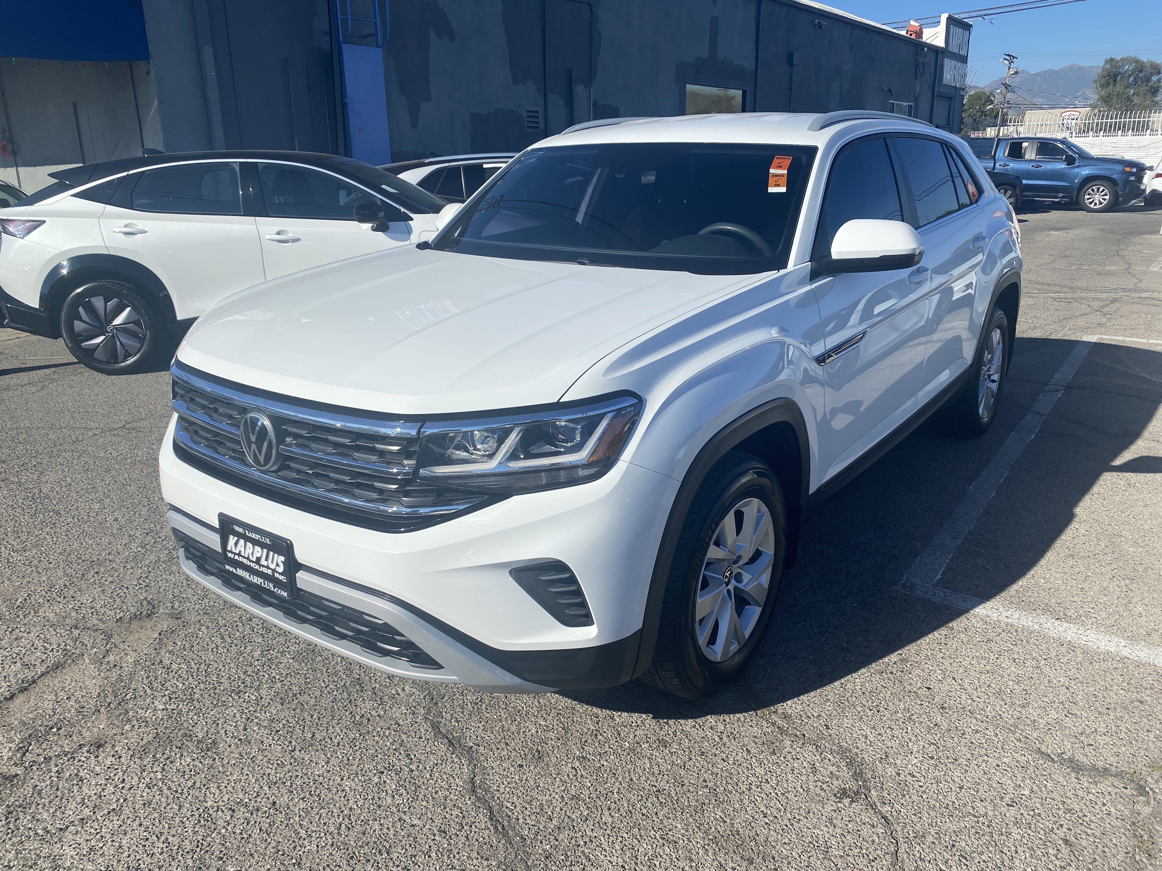 Used 2020 Volkswagen Atlas Cross Sport S image 2