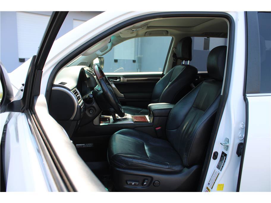 Used 2015 Lexus GX 460 Luxury AWD/4WD image 8
