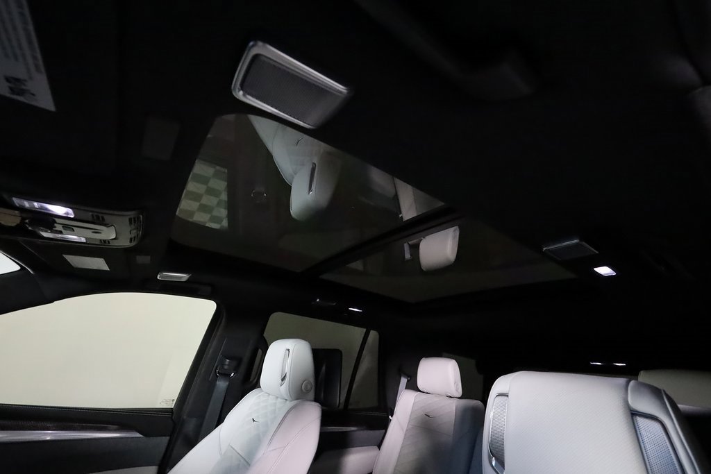 Used 2025 Cadillac Escalade V image 22