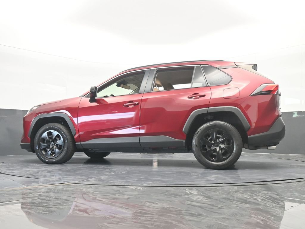 Used 2019 Toyota RAV4 LE image 55
