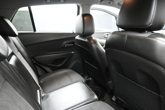 Used 2019 Chevrolet Trax LT w/ LT Convenience Package FWD image 30