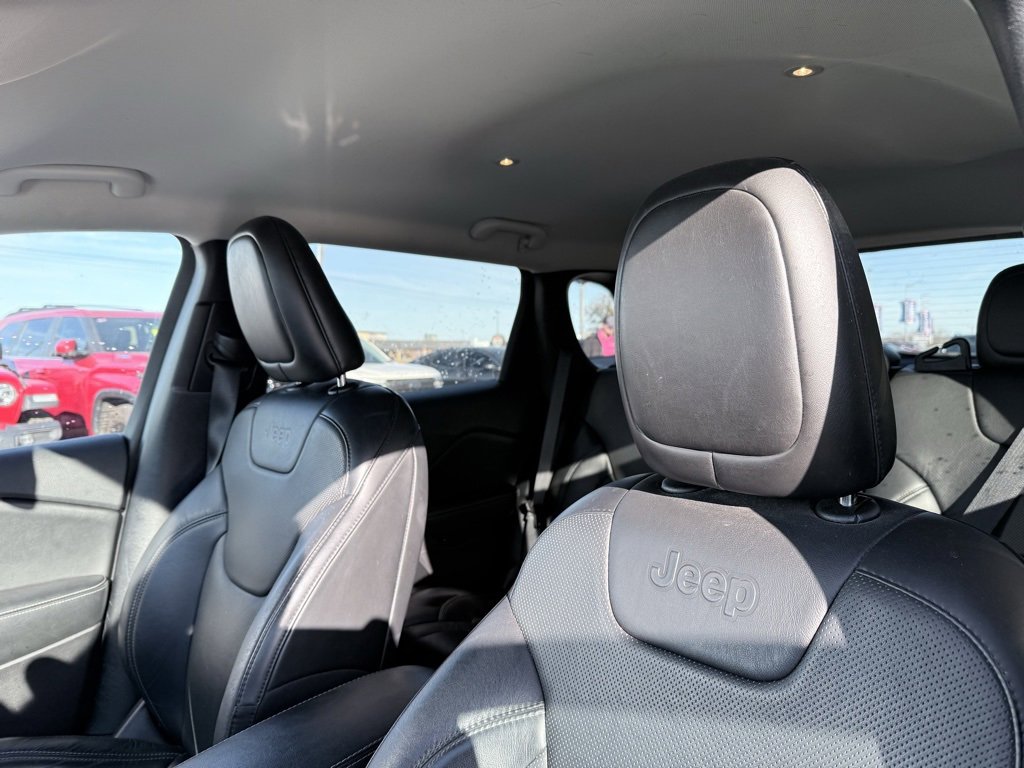 Used 2020 Jeep Cherokee Limited image 22