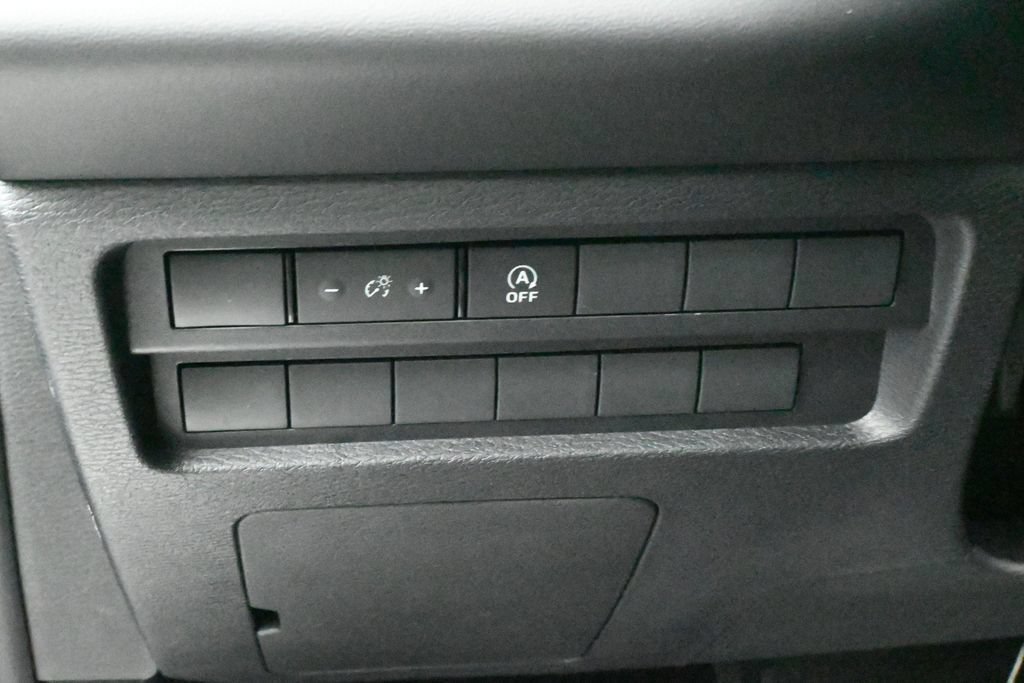 New 2026 Mitsubishi Outlander SE FWD image 16