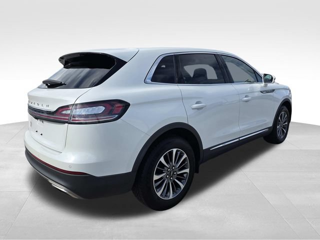 Certified 2022 Lincoln Nautilus FWD w/ Premium Package image 3