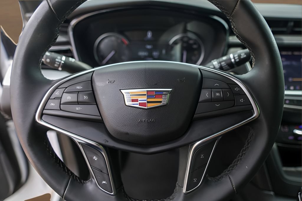 Certified 2024 Cadillac XT5 Luxury FWD image 12