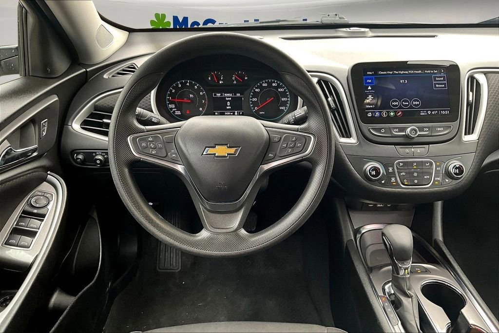 Used 2024 Chevrolet Malibu LT image 9