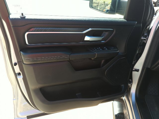 Used 2025 RAM 1500 Big Horn AWD/4WD image 17