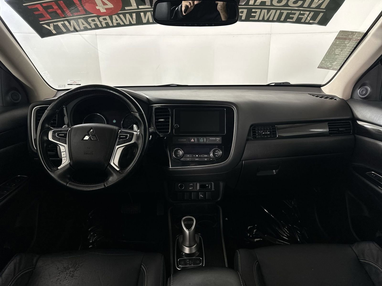 Used 2018 Mitsubishi Outlander SEL AWD/4WD image 21