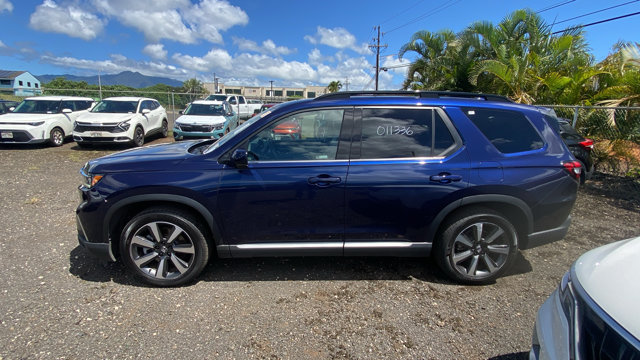 Used 2024 Honda Pilot Touring image 2