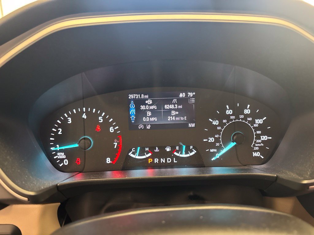Used 2022 Ford Escape SE w/ Cold Weather Package FWD image 4