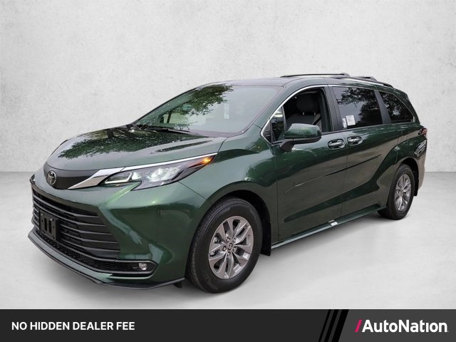 Used 2026 Toyota Sienna XLE