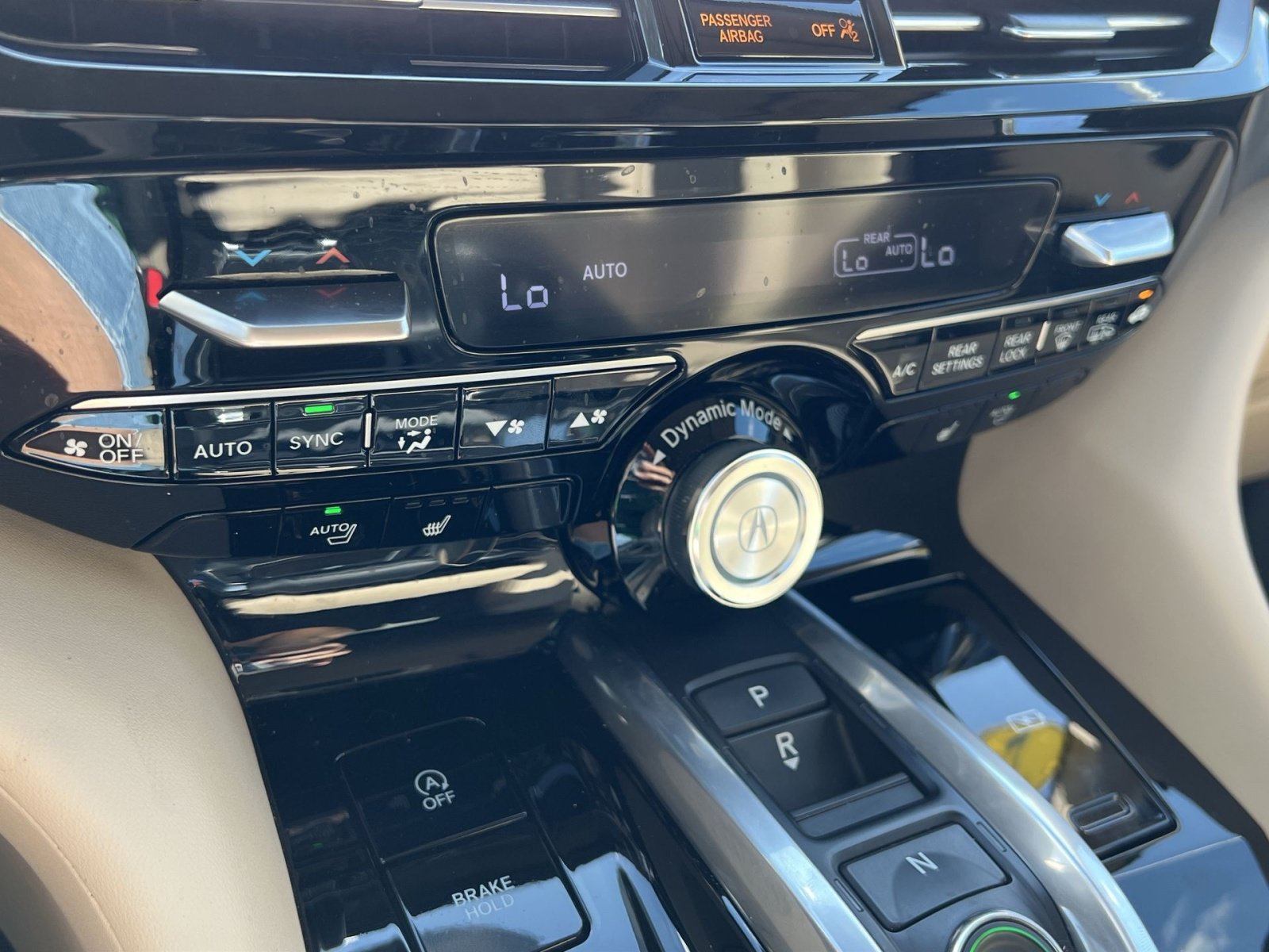 Certified 2024 Acura MDX w/ Technology Package AWD/4WD image 18