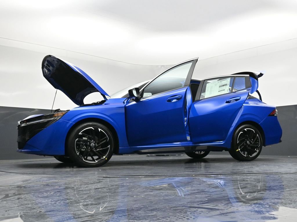 New 2026 Nissan Sentra SR w/ Floor Mat Package FWD image 36