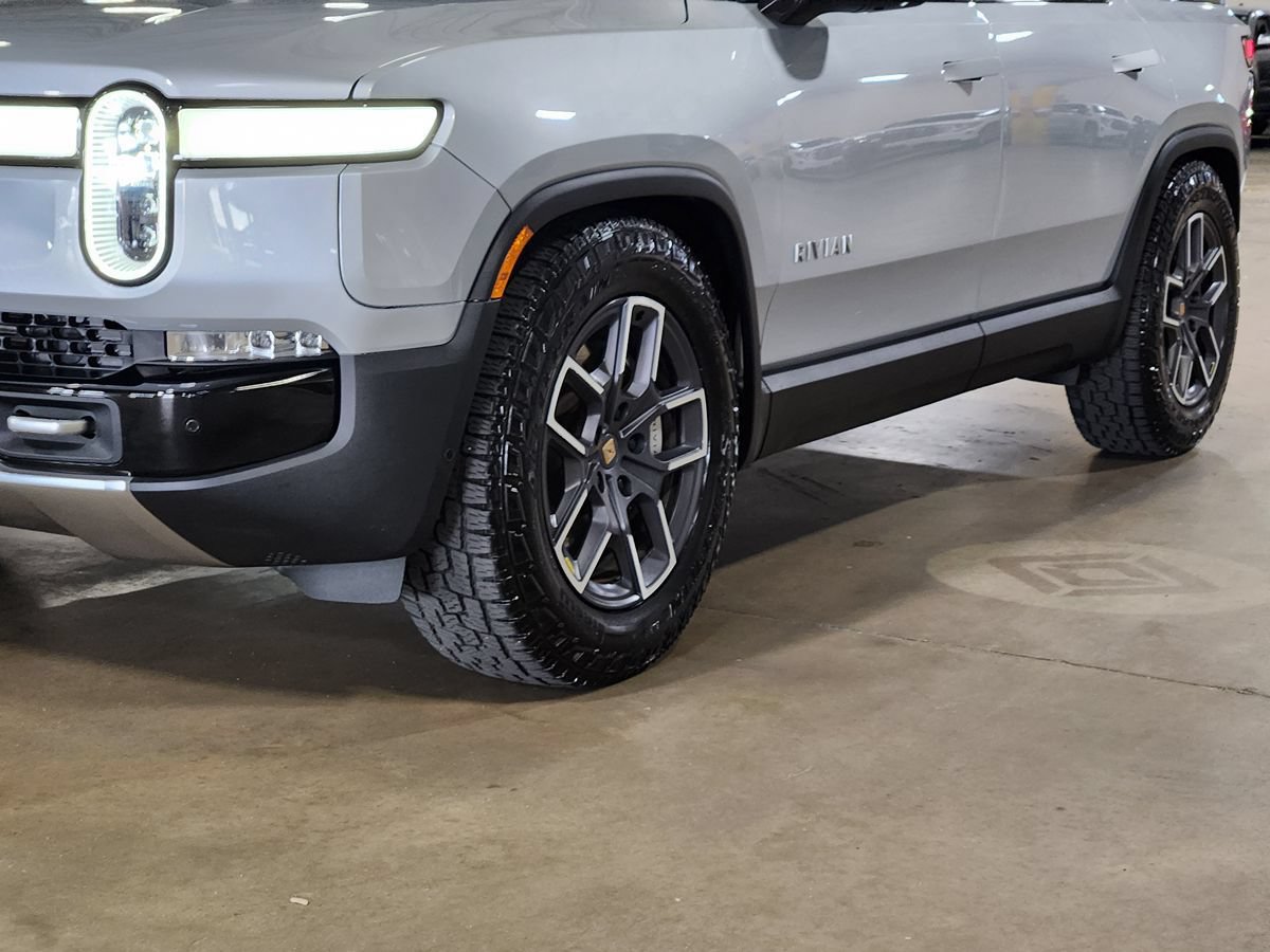 Used 2024 Rivian R1S Adventure Dual AWD/4WD image 17