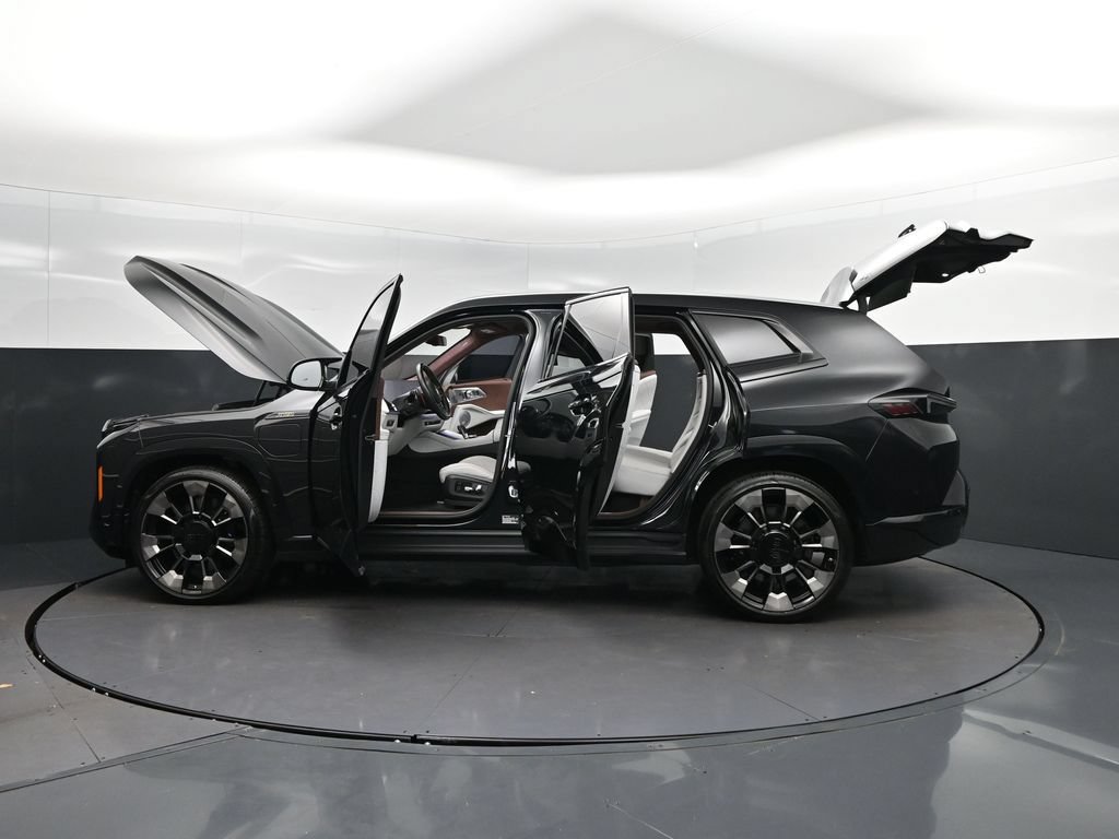 Certified 2023 BMW XM AWD/4WD image 46