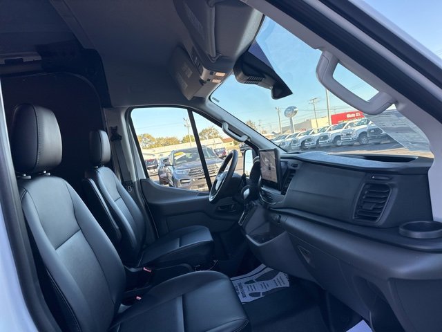 New 2026 Ford Transit 250 148 Medium Roof w/ Load Area Protection Package image 27