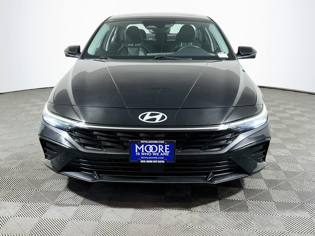 Used 2024 Hyundai Elantra Limited FWD image 2