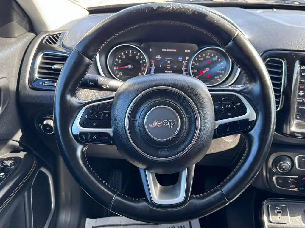 Used 2020 Jeep Compass Limited FWD image 16