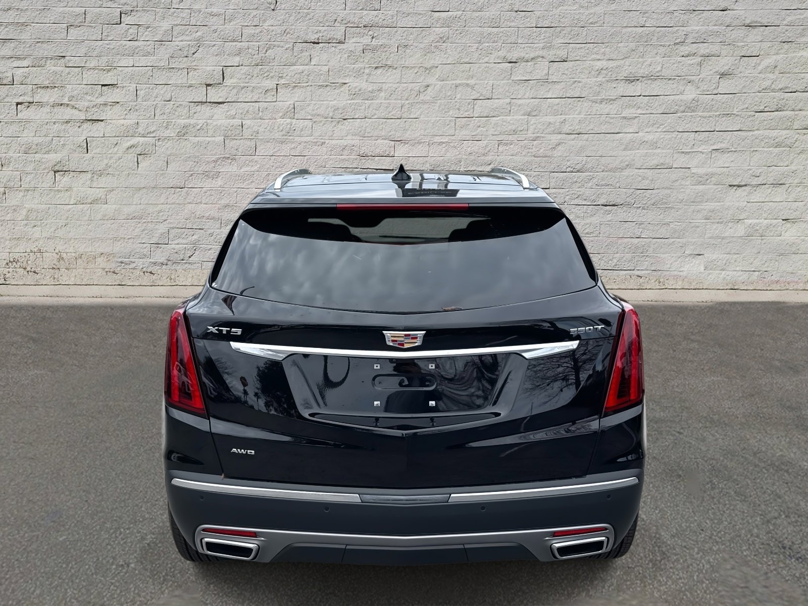 Used 2025 Cadillac XT5 Premium Luxury w/ Technology Package image 6