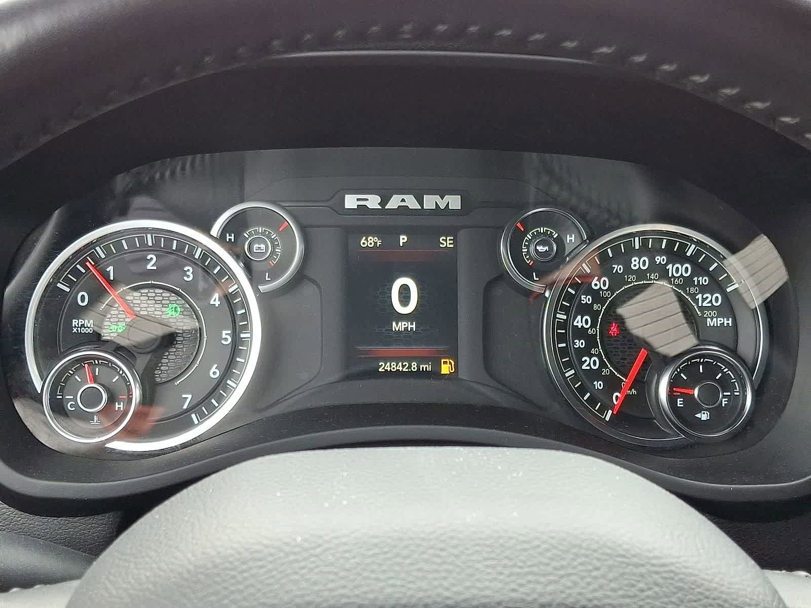 Used 2024 RAM 2500 Big Horn w/ Bed Utility Group AWD/4WD image 17