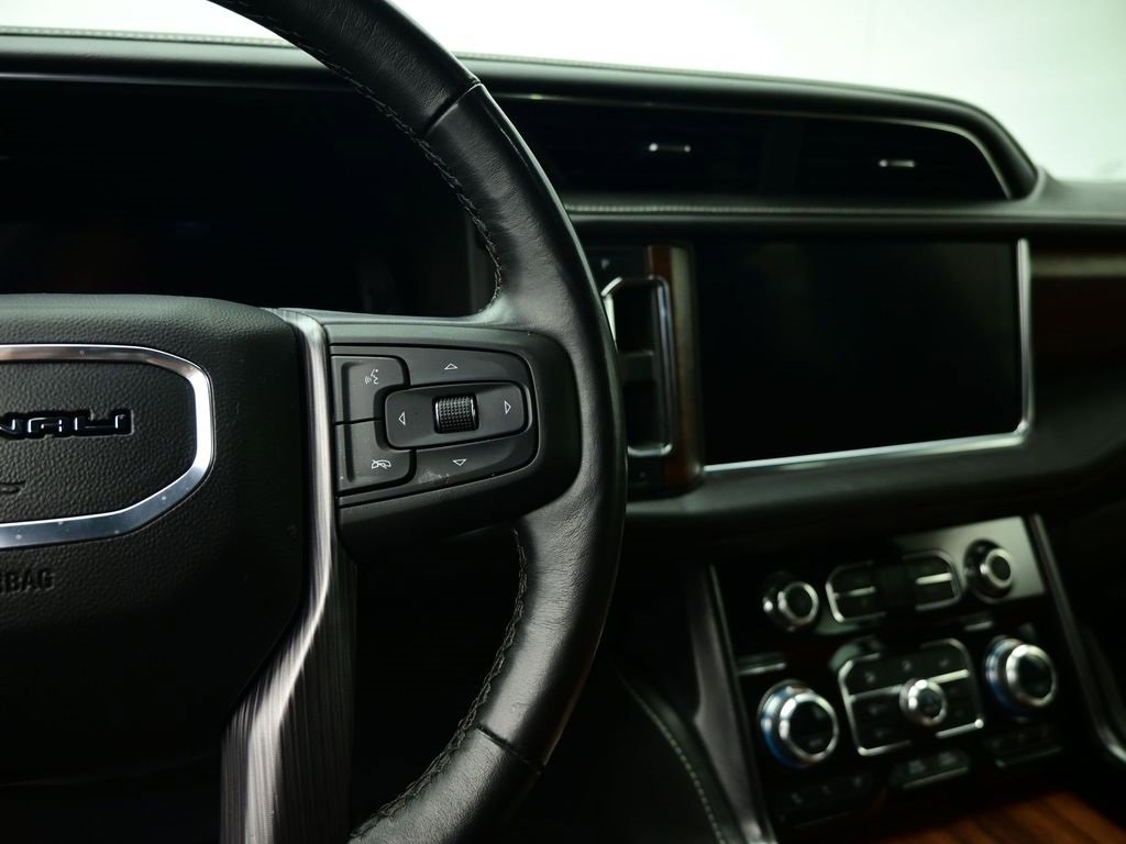 Used 2023 GMC Yukon XL Denali Ultimate image 22