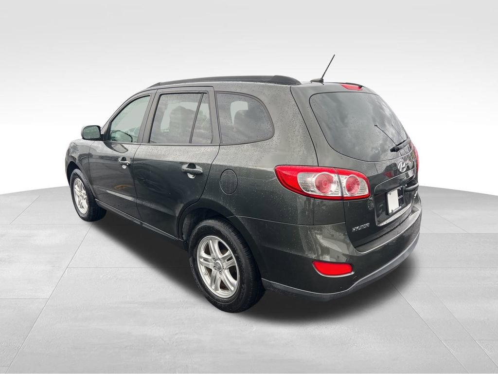 Used 2011 Hyundai Santa Fe GLS image 6