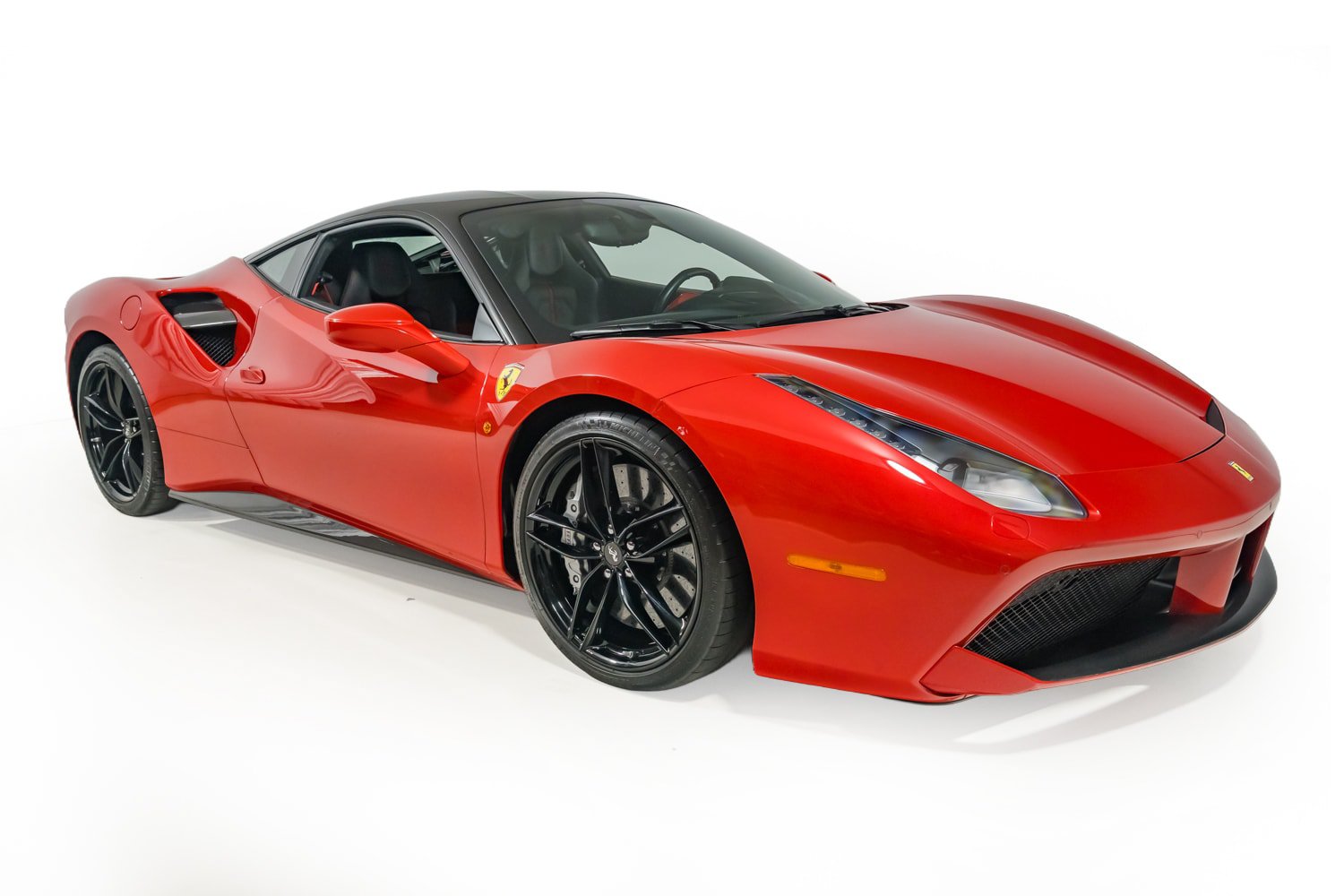 Used 2018 Ferrari 488 GTB RWD image 11
