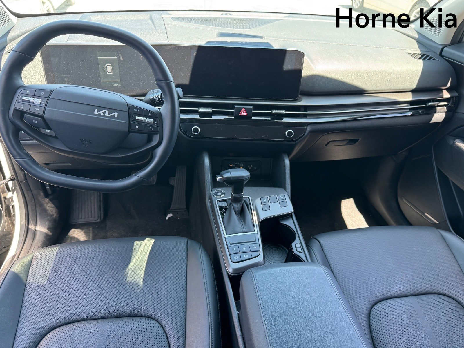 New 2026 Kia Sportage EX w/ EX Panorama Roof Package FWD image 12