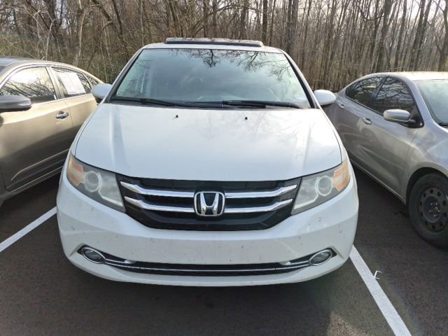 Used 2016 Honda Odyssey Touring image 2