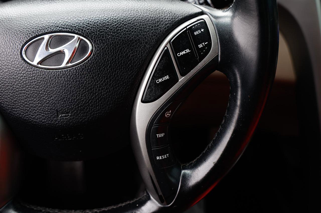 Used 2013 Hyundai Elantra GT w/ Style Pkg image 26