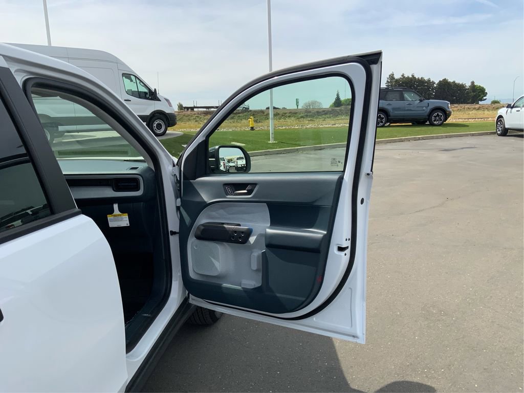 Used 2025 Ford Maverick XLT w/ XLT Luxury Package FWD image 20