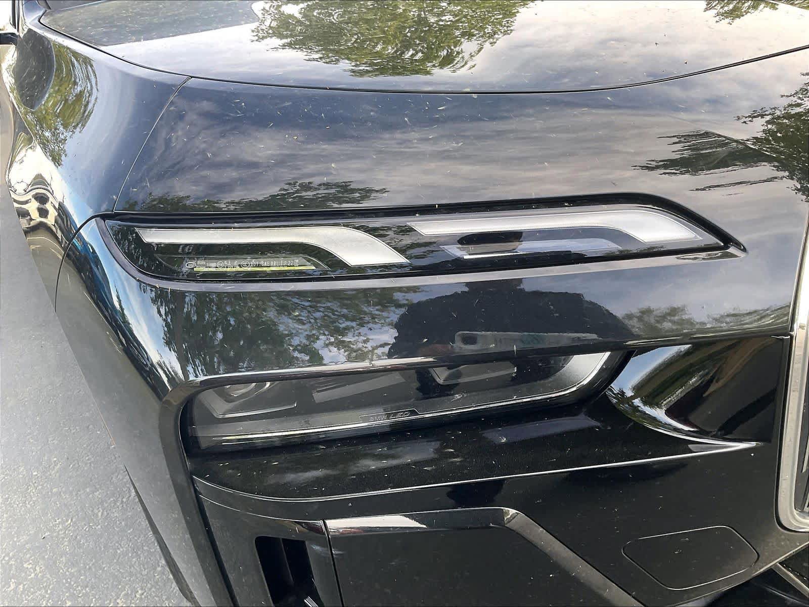 Certified 2023 BMW 740i image 27
