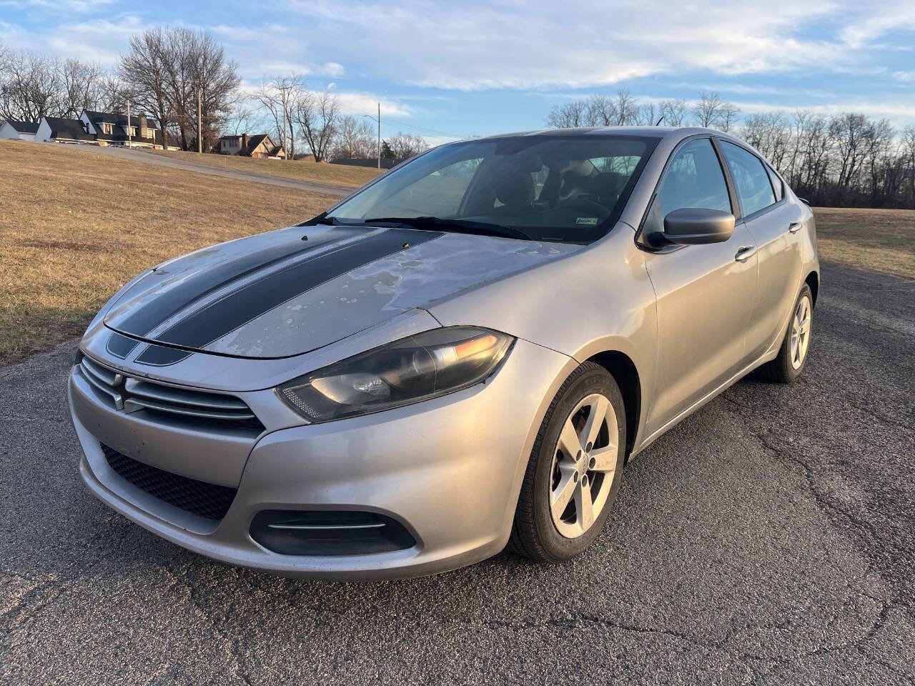 Used 2015 Dodge Dart SXT image 1