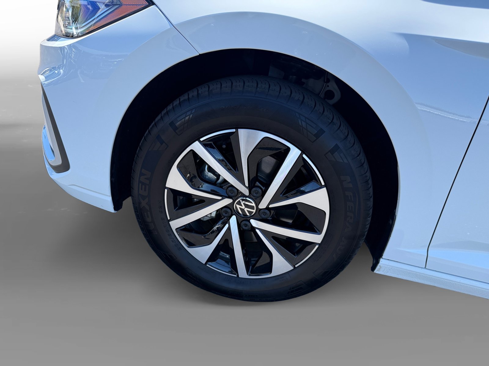 Certified 2025 Volkswagen Jetta S FWD image 9