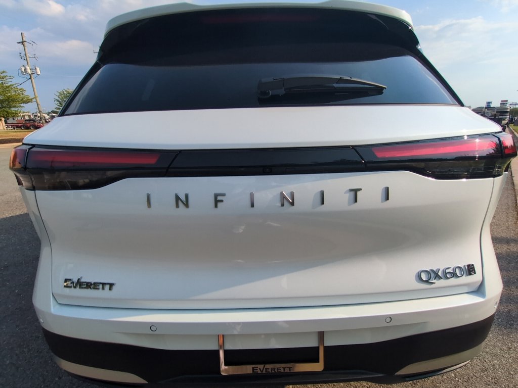 New 2027 INFINITI QX60 Luxe w/ Cargo Package AWD/4WD image 7