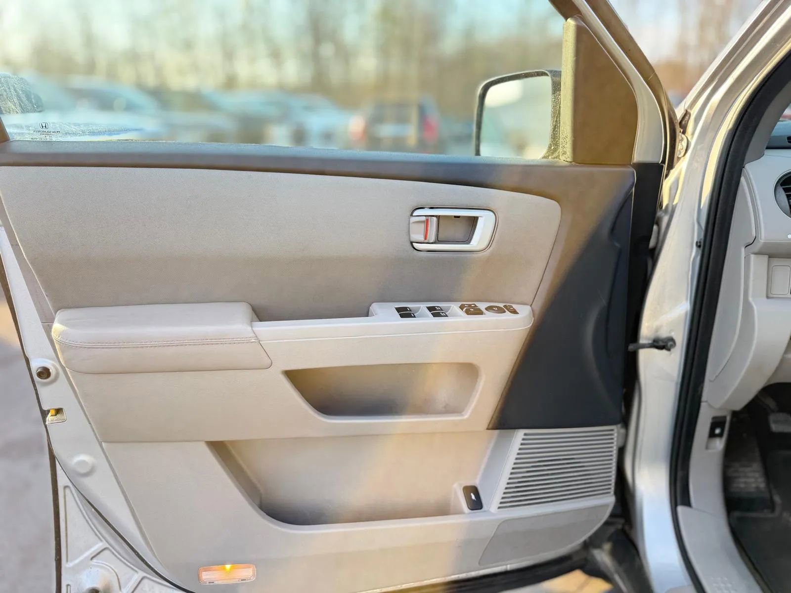 Used 2015 Honda Pilot SE image 22