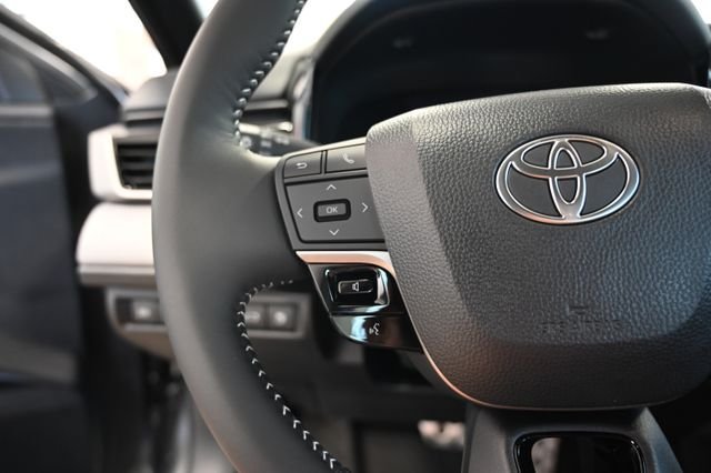 New 2026 Toyota Camry SE FWD image 23