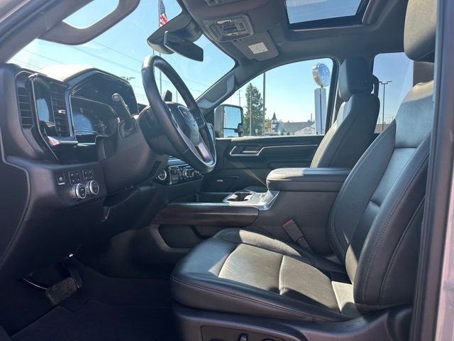 Used 2024 GMC Sierra 3500 SLT w/ SLT Premium Package image 10