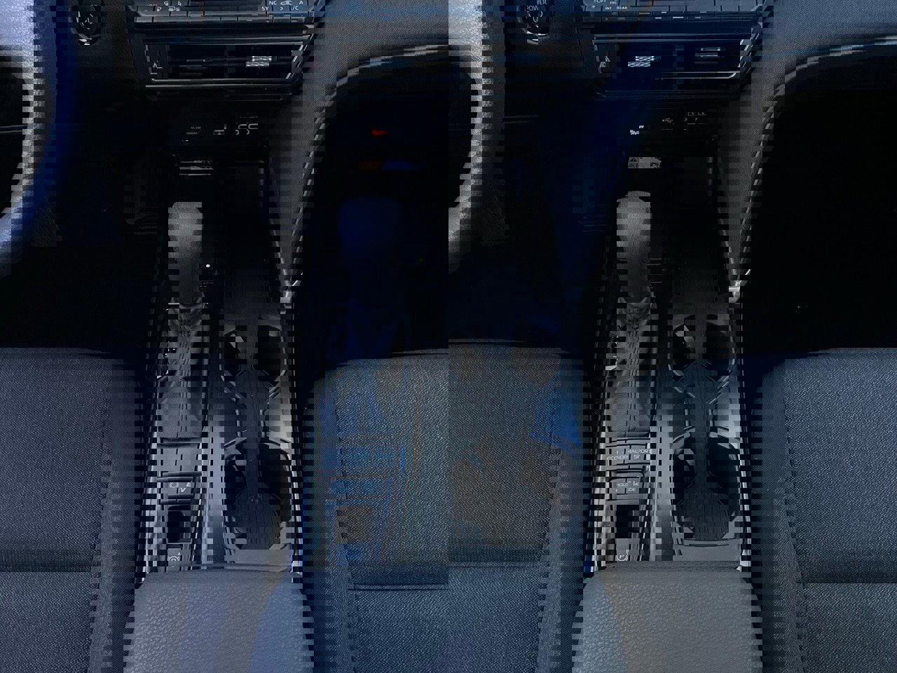 Used 2025 Toyota Camry LE image 14