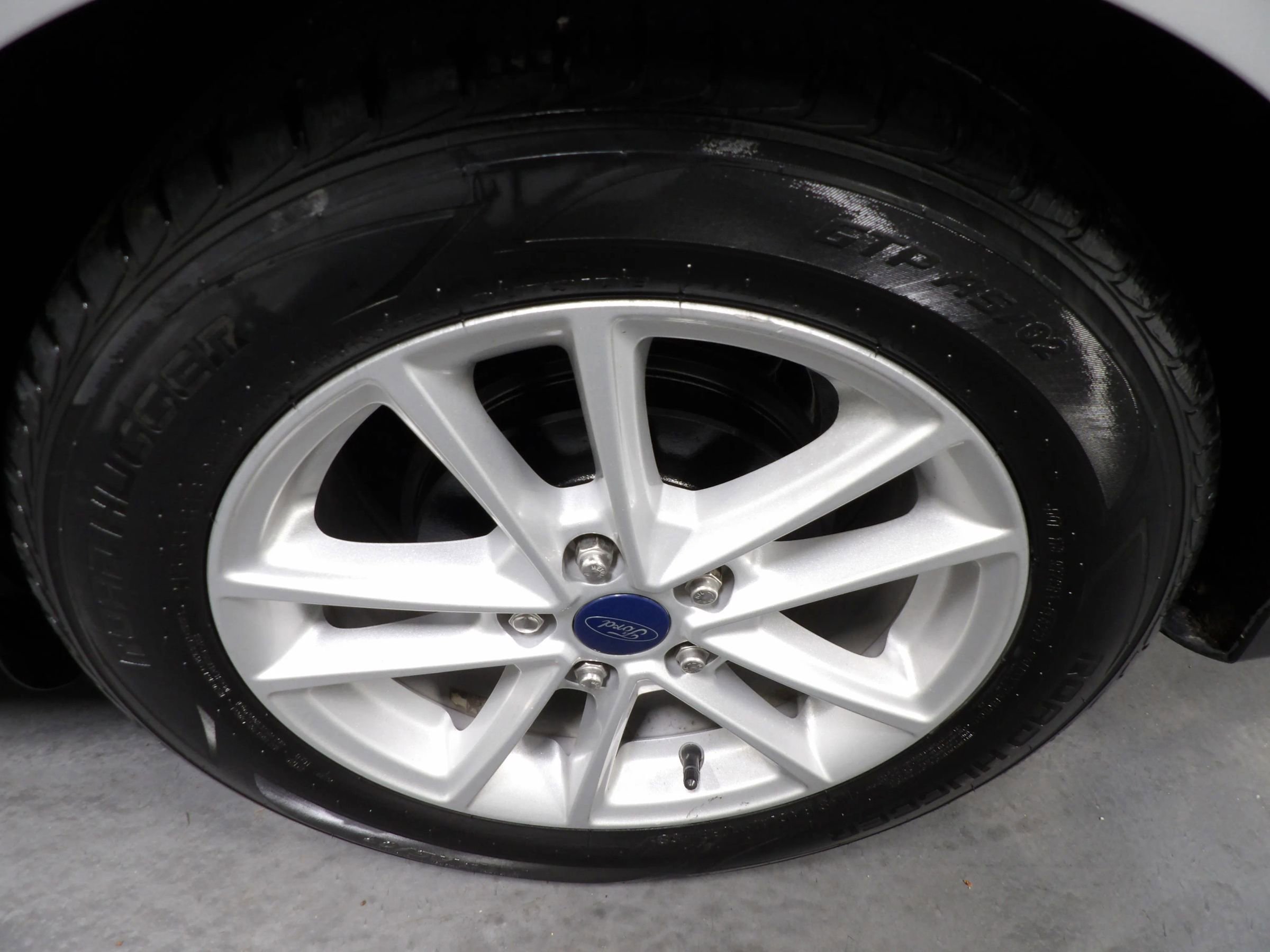 Used 2018 Ford Focus SE FWD image 20