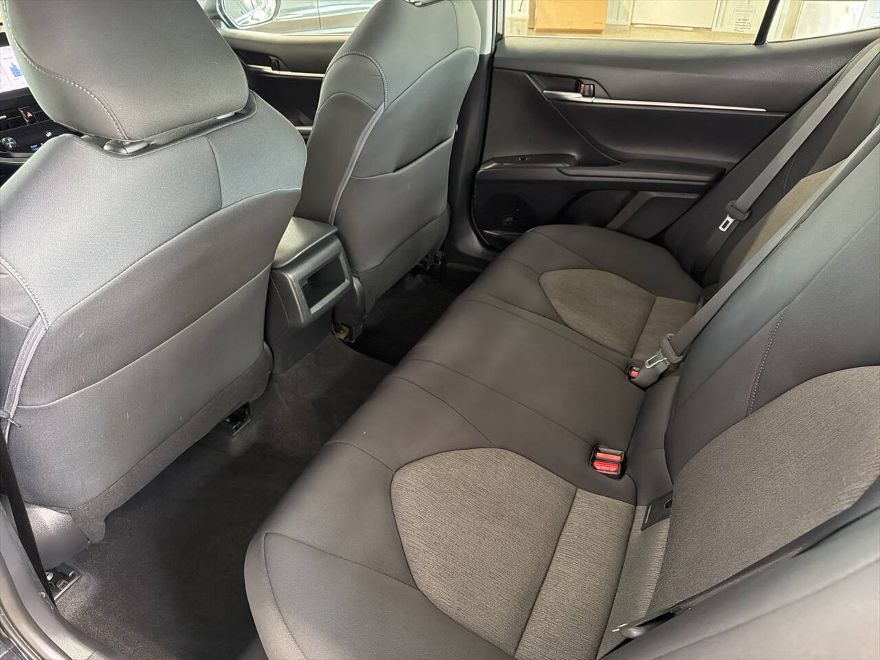 Used 2022 Toyota Camry LE FWD image 20