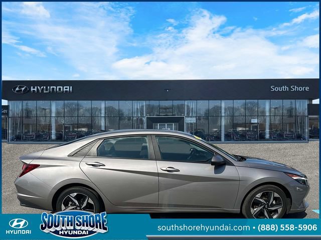 Certified 2023 Hyundai Elantra SEL w/ Convenience Package FWD image 5