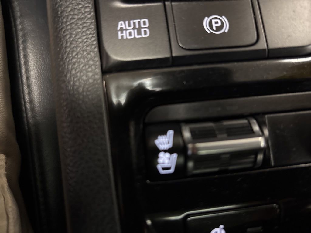 Used 2021 Kia K5 EX image 16