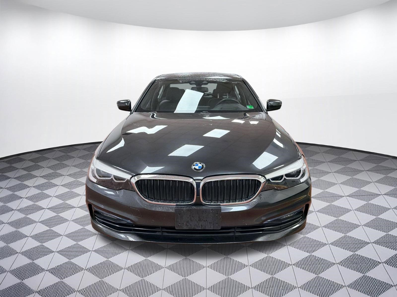Used 2018 BMW 530i xDrive AWD/4WD image 5