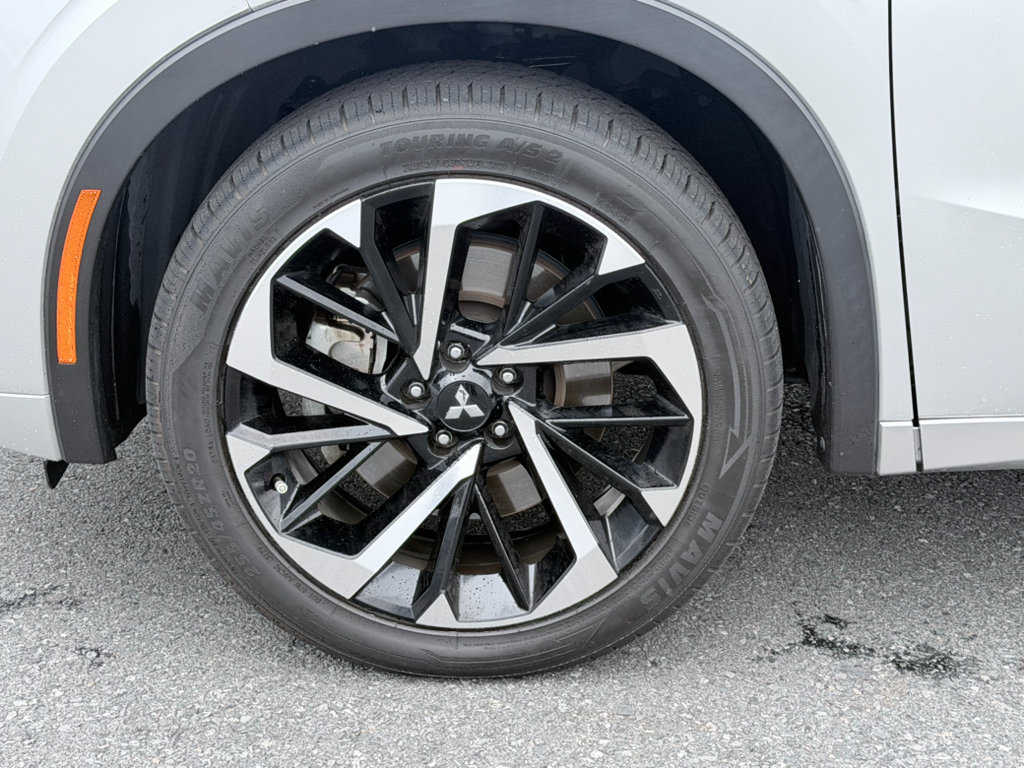 Used 2024 Mitsubishi Outlander SEL FWD image 30