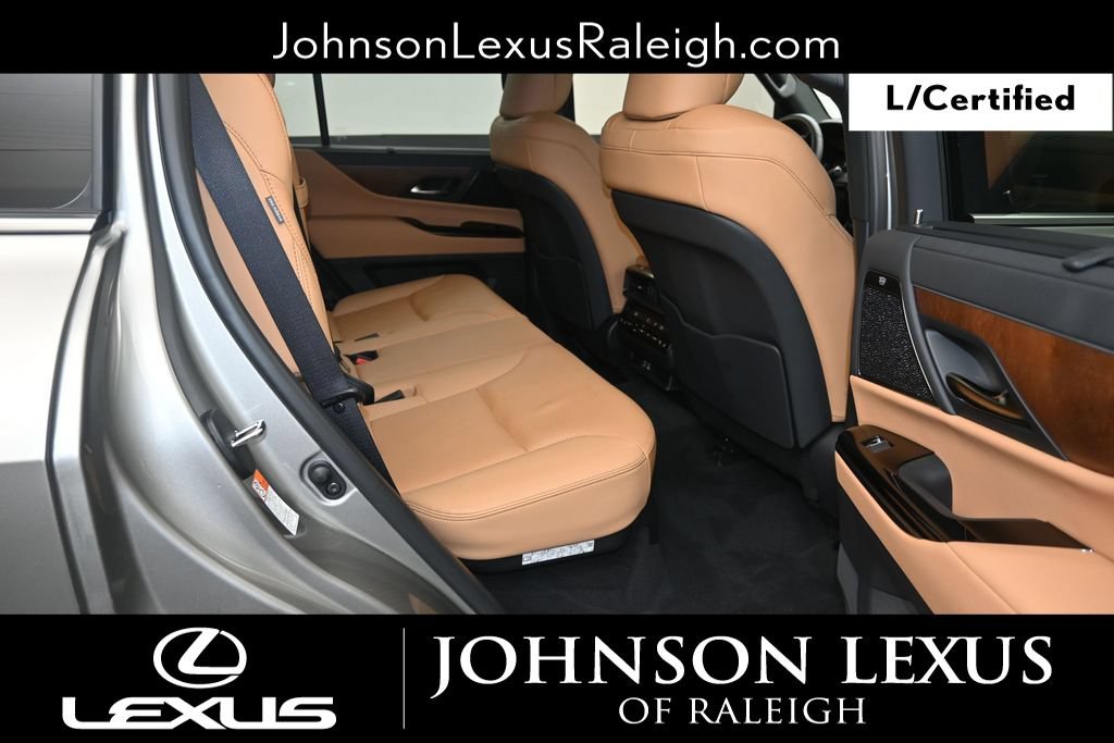 Certified 2024 Lexus LX 600 4WD w/ Luxury Package image 10