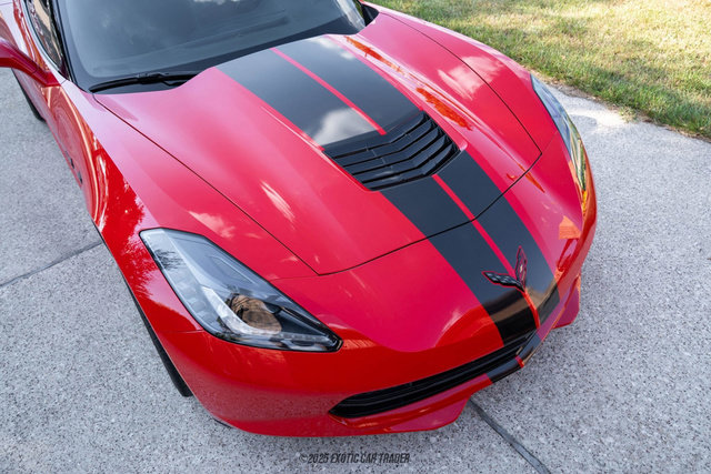 Used 2019 Chevrolet Corvette Stingray Coupe w/ Carbon Flash Badge Package image 82