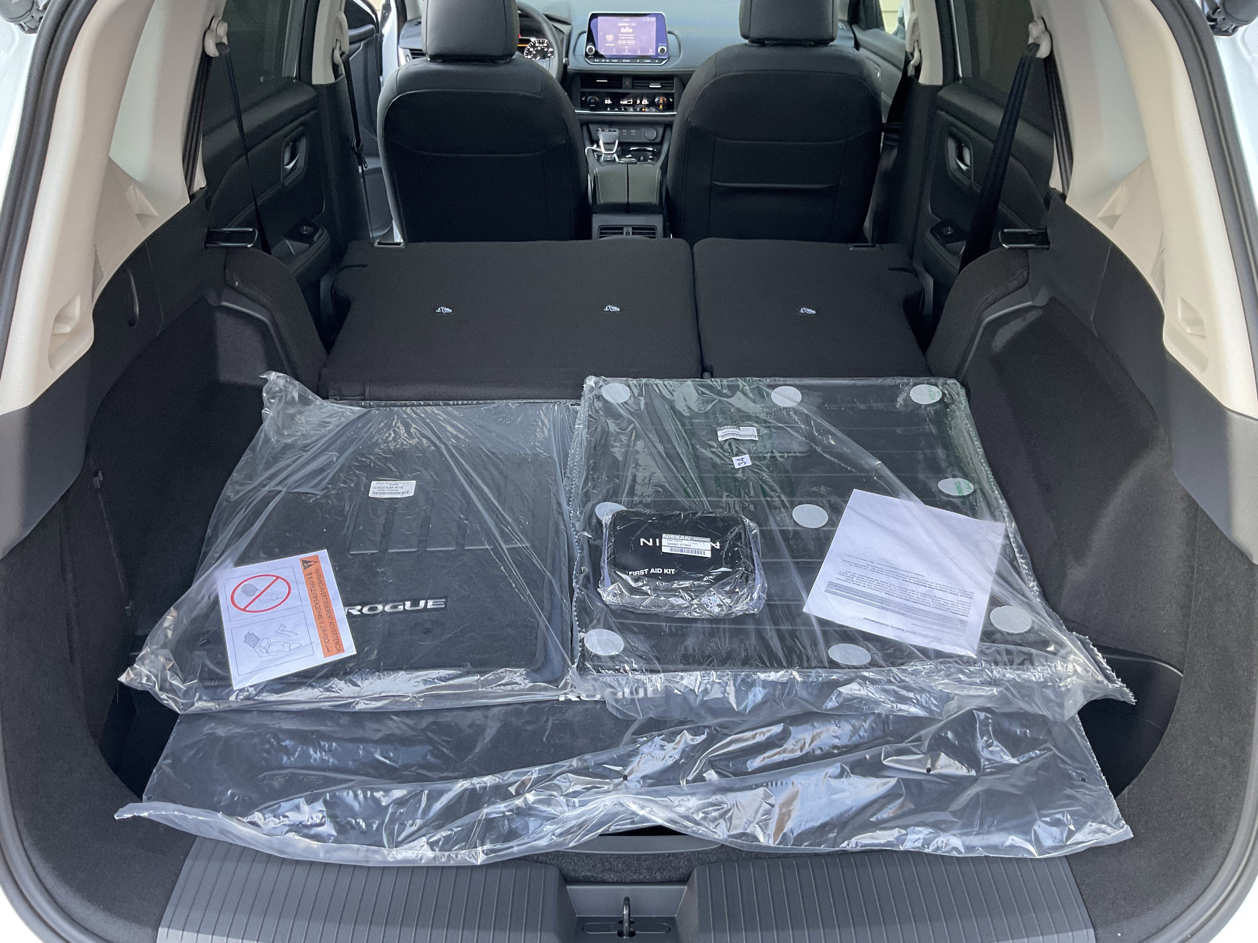 Used 2026 Nissan Rogue SV w/ SV Premium Package image 42