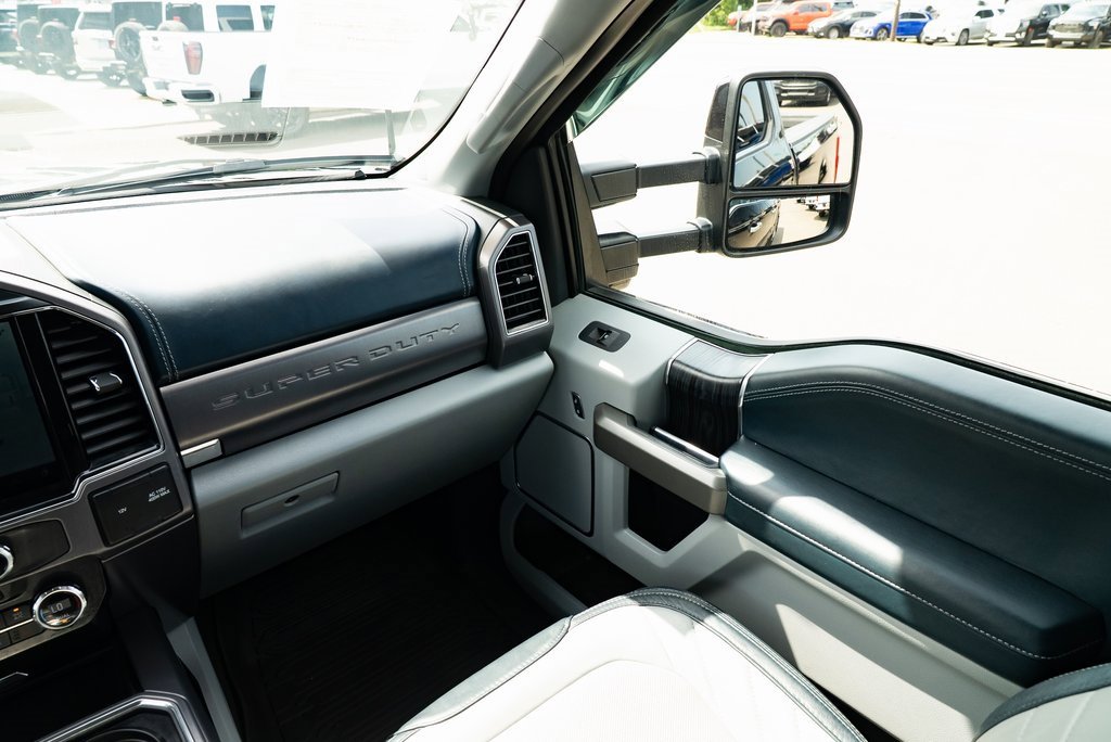 Used 2022 Ford F350 Limited image 10